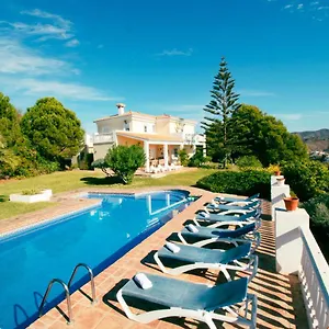 Villa Gran Con Vistas Al Mar Y Piscina Privada, Málaga